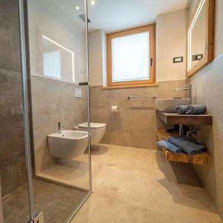 Apartment Deschana *