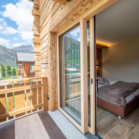 Deschana Apartment